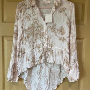 NWT  Lauren Conrad long sleeves top size M